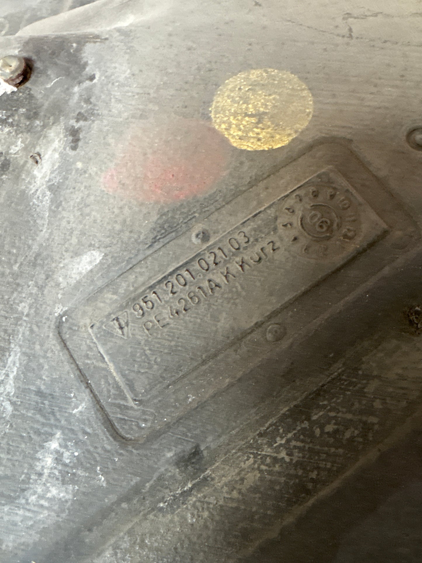 Porsche 944 plastic fuel tank, 95120102103, study photos