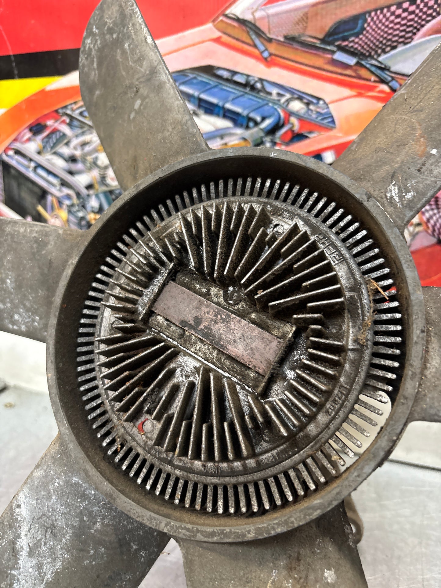 Porsche 928 Engine cooling viscous fan with bracket used 92810613701, 9281061101R