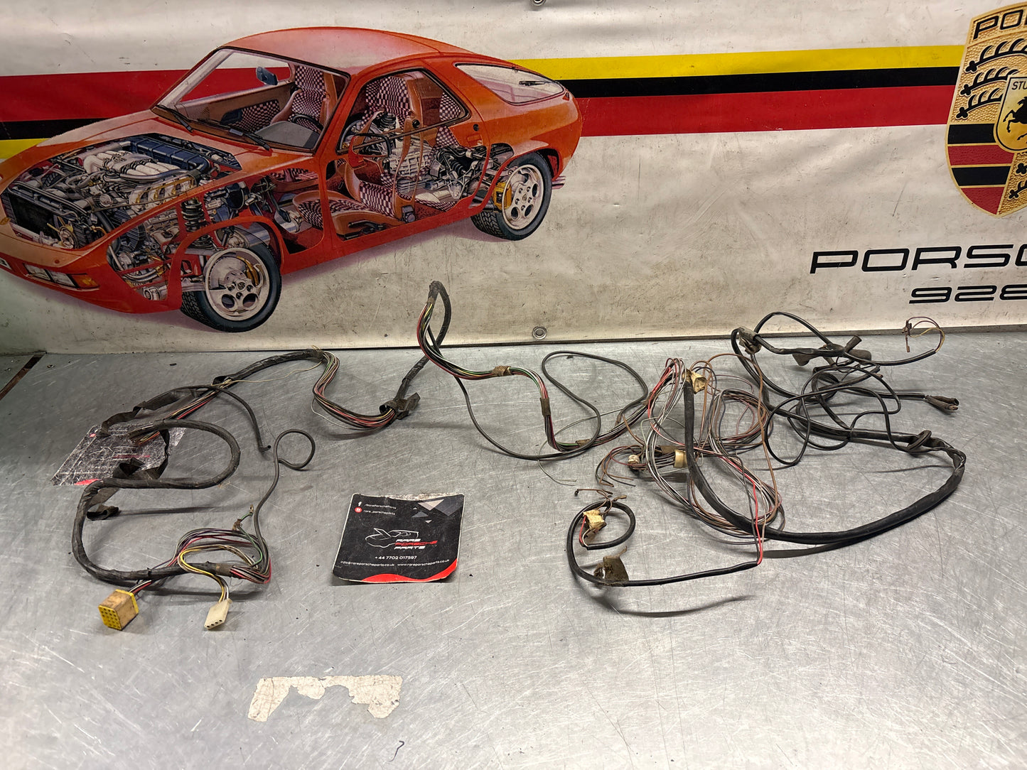 Porsche 944 924 rear interior loom 477971011DB