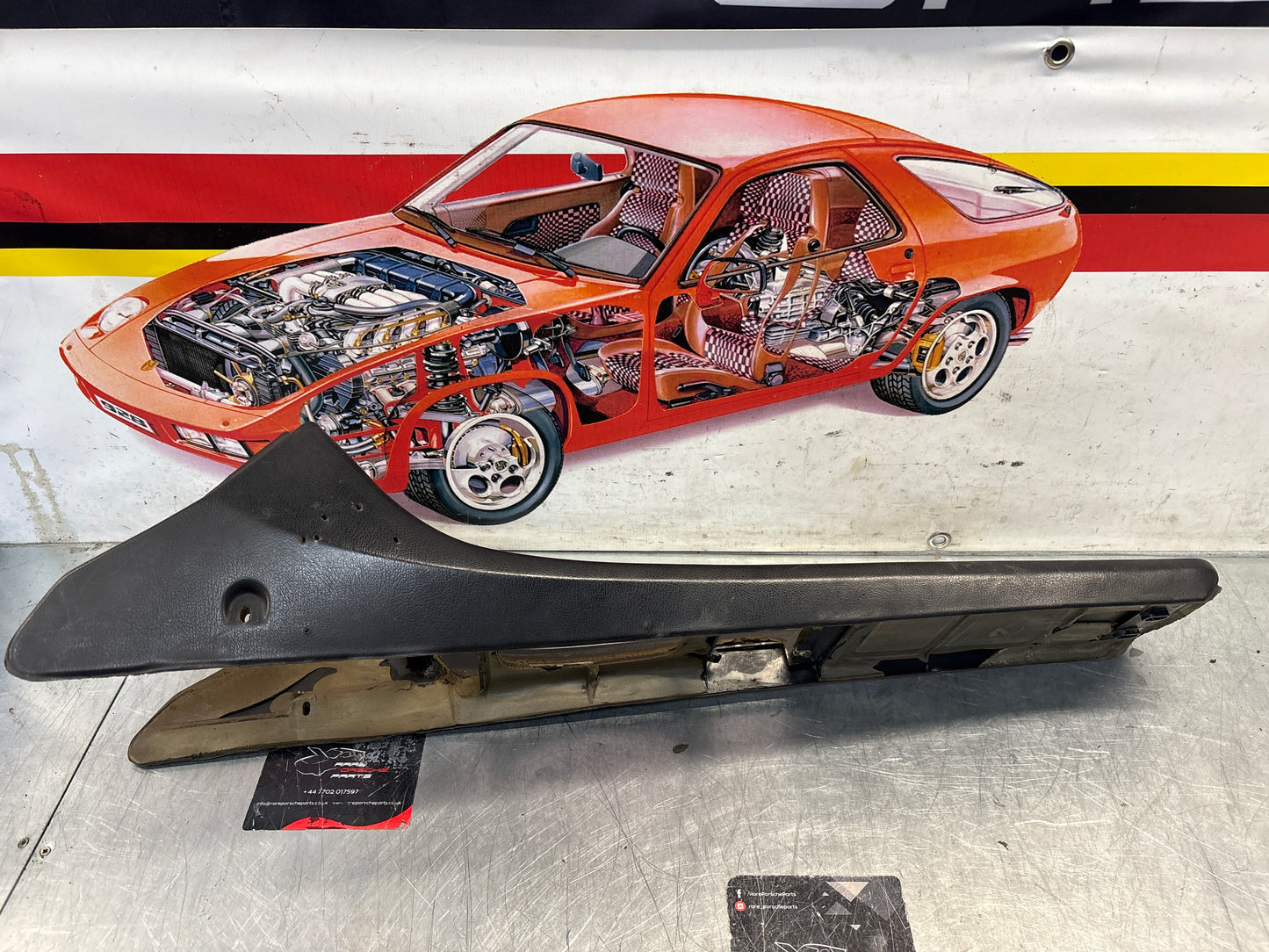 Porsche 944 centre console black 94455205100 used