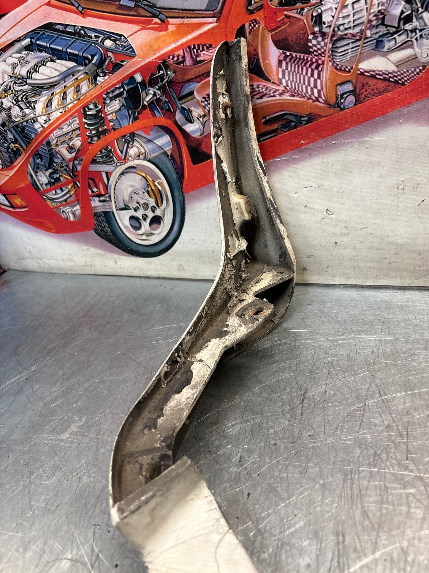 Porsche 928 front spoiler, for spares or repair 92850507103
