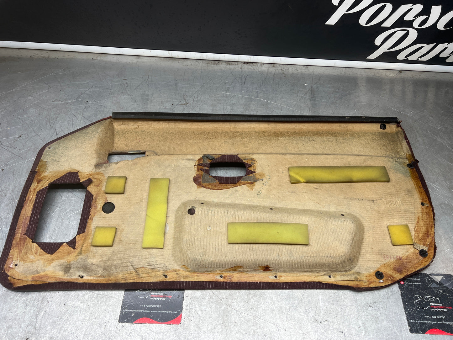 Porsche 944 left burgundy pinstripe door card for late cars from 85.5 944555017