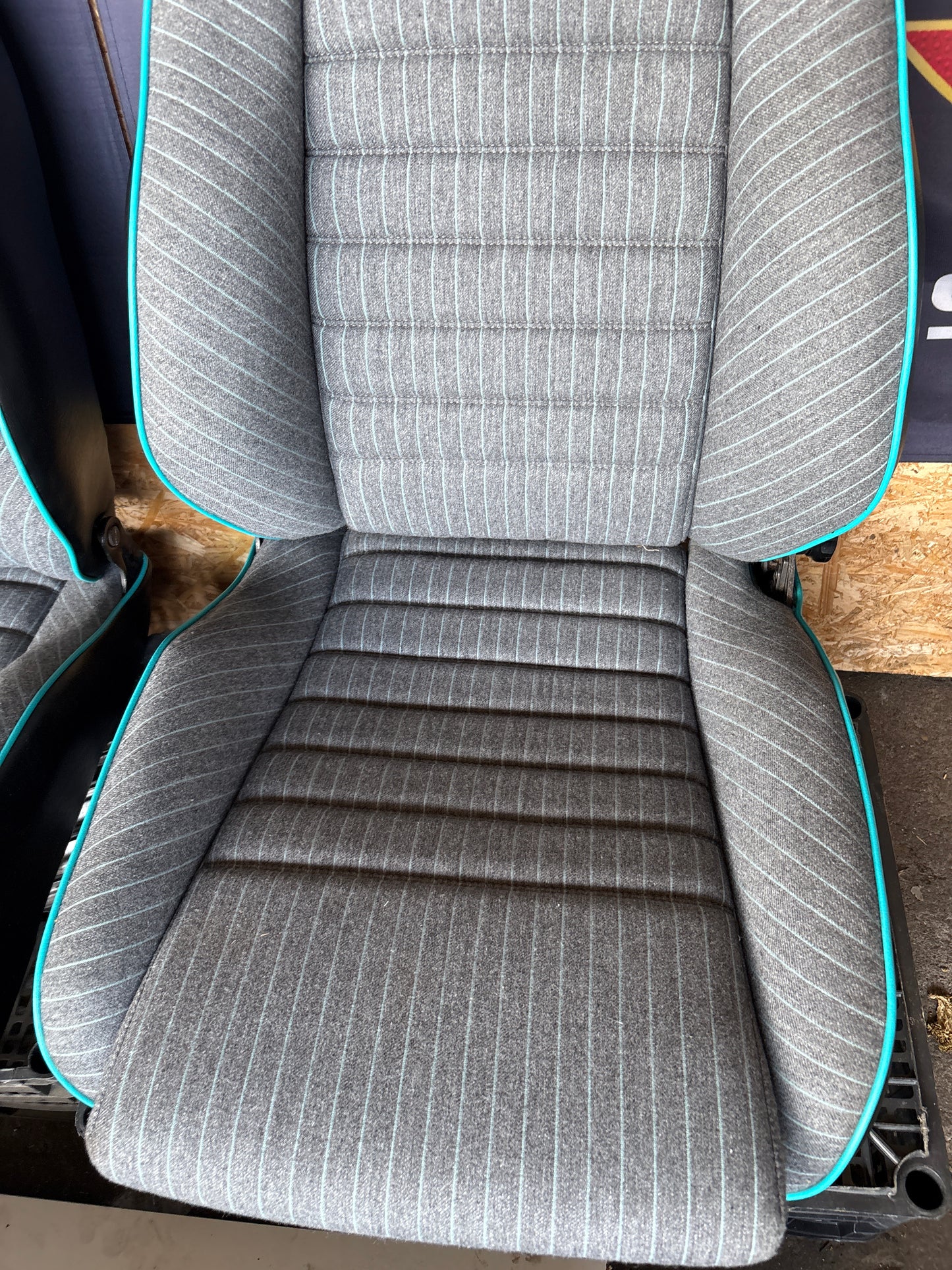 Porsche 924S Le Mans Recaro Sport seats set