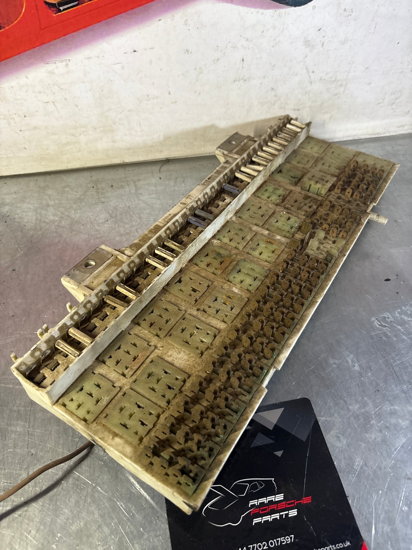 Porsche 928 fuse box relay panel, used 92861010500