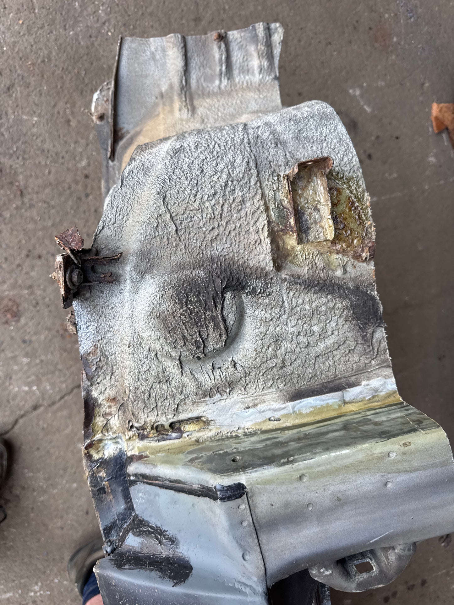 Porsche 944 S2 floor pan left  side 94450150100 spares or repair RHD