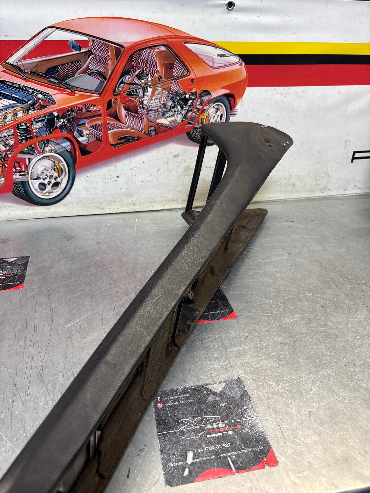 Porsche 944 centre console black 94455205100 used