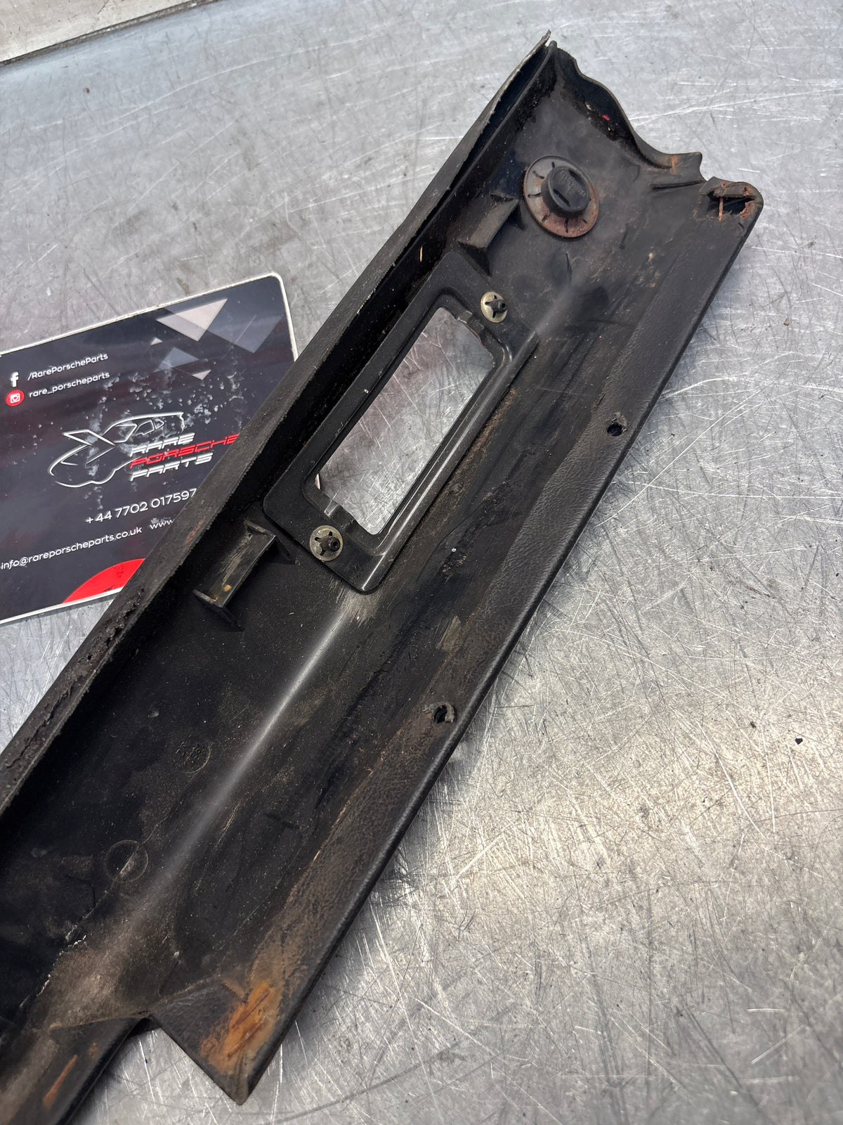 Porsche 928 tailgate interior trim, used, black 92855504705