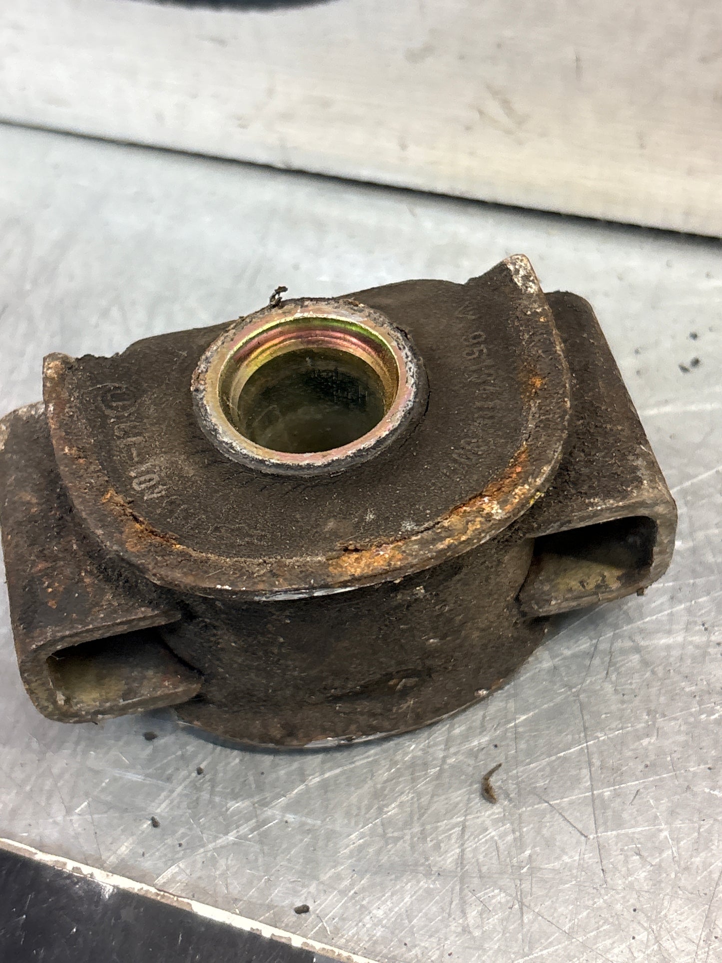 Porsche 944 / 968 control arm mount, 95134102300 used