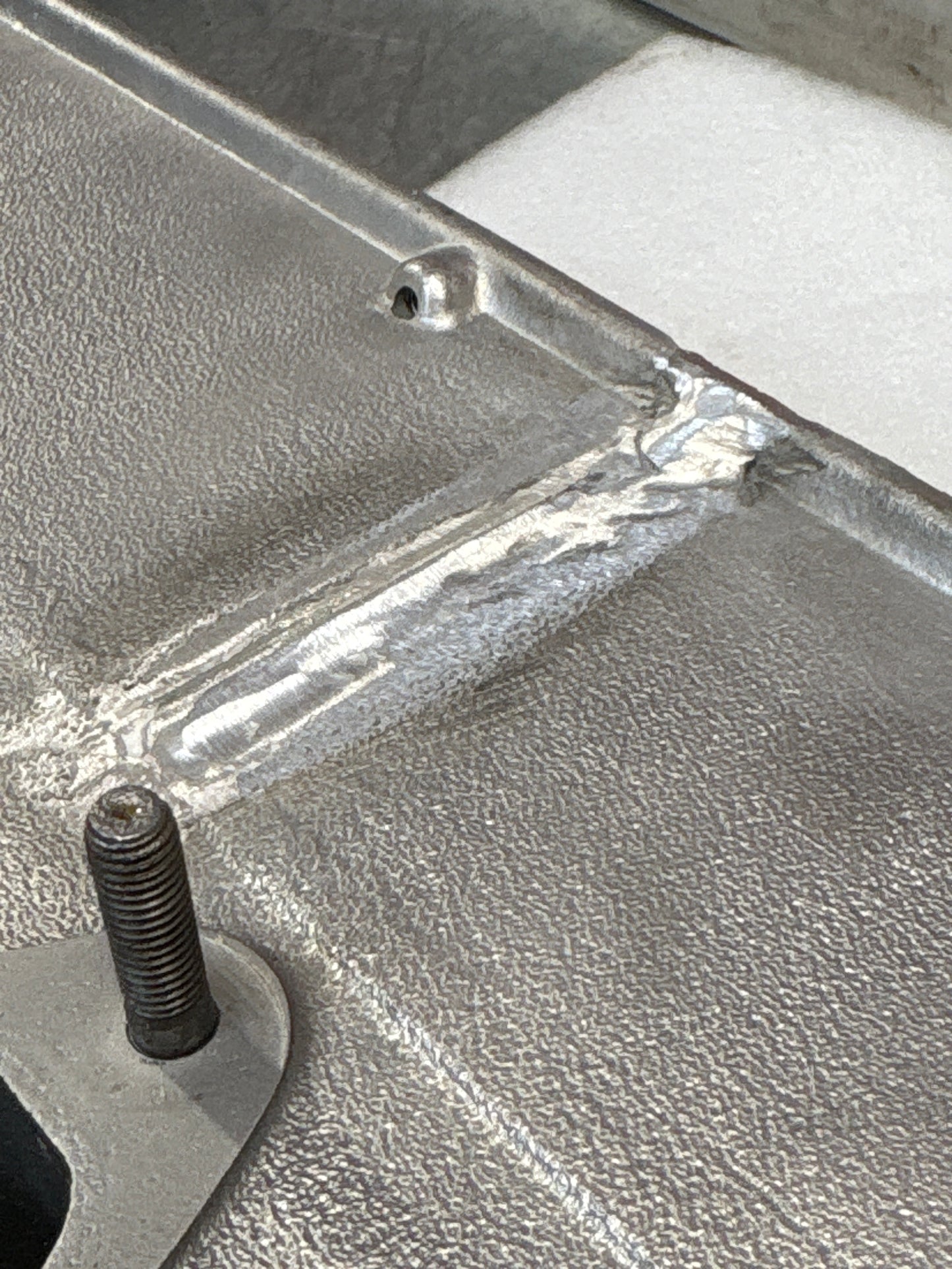 Porsche 924 2.0 cylinder head, refurbished  047 103 373 047103373