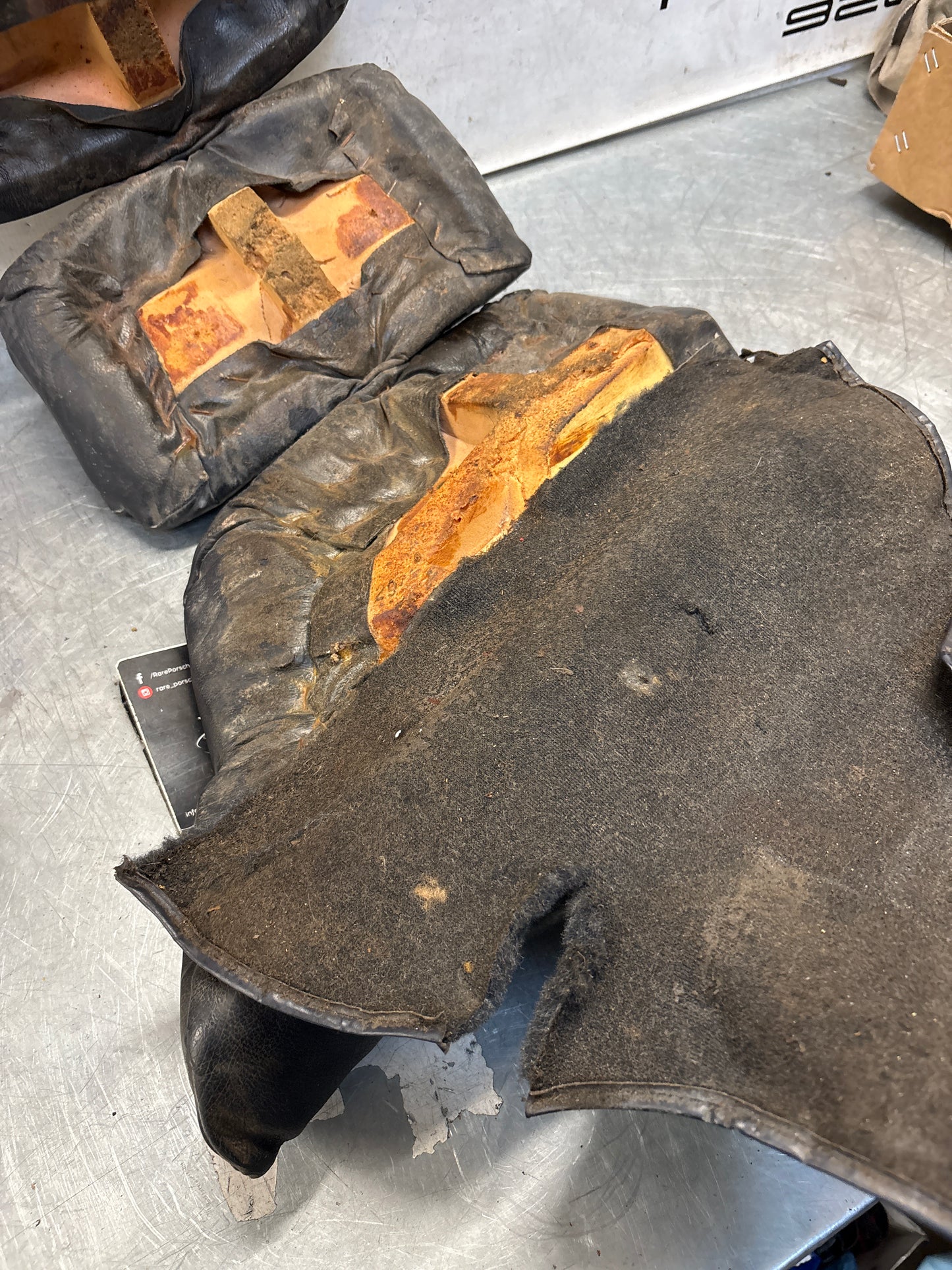 Porsche 928 rear left seat and center + upper cushion, used, black 92852205951 / 92852208751 / 92852204550