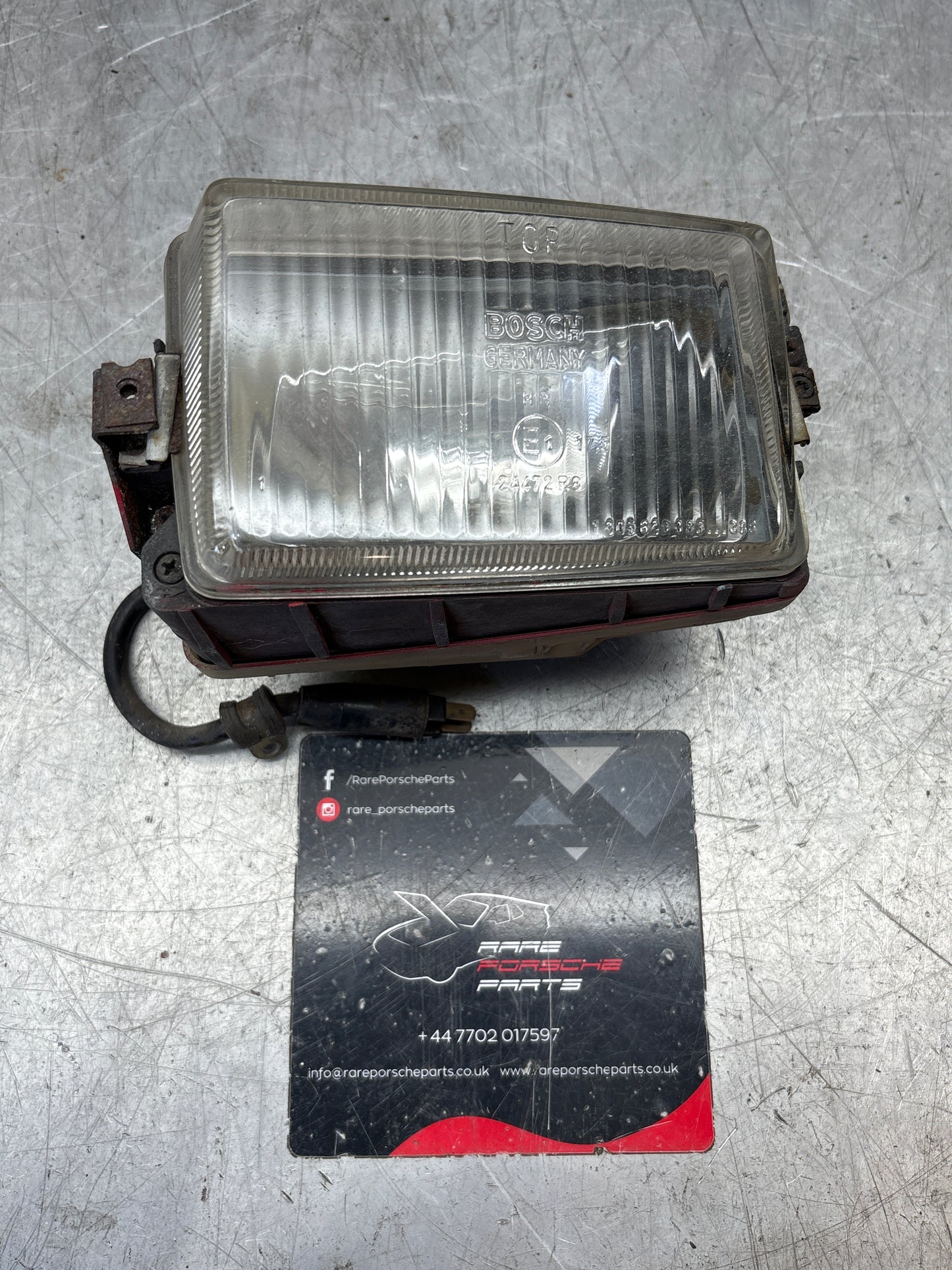 Porsche 928 Bosch headlight high beam, right 0306403002 / 92863141400