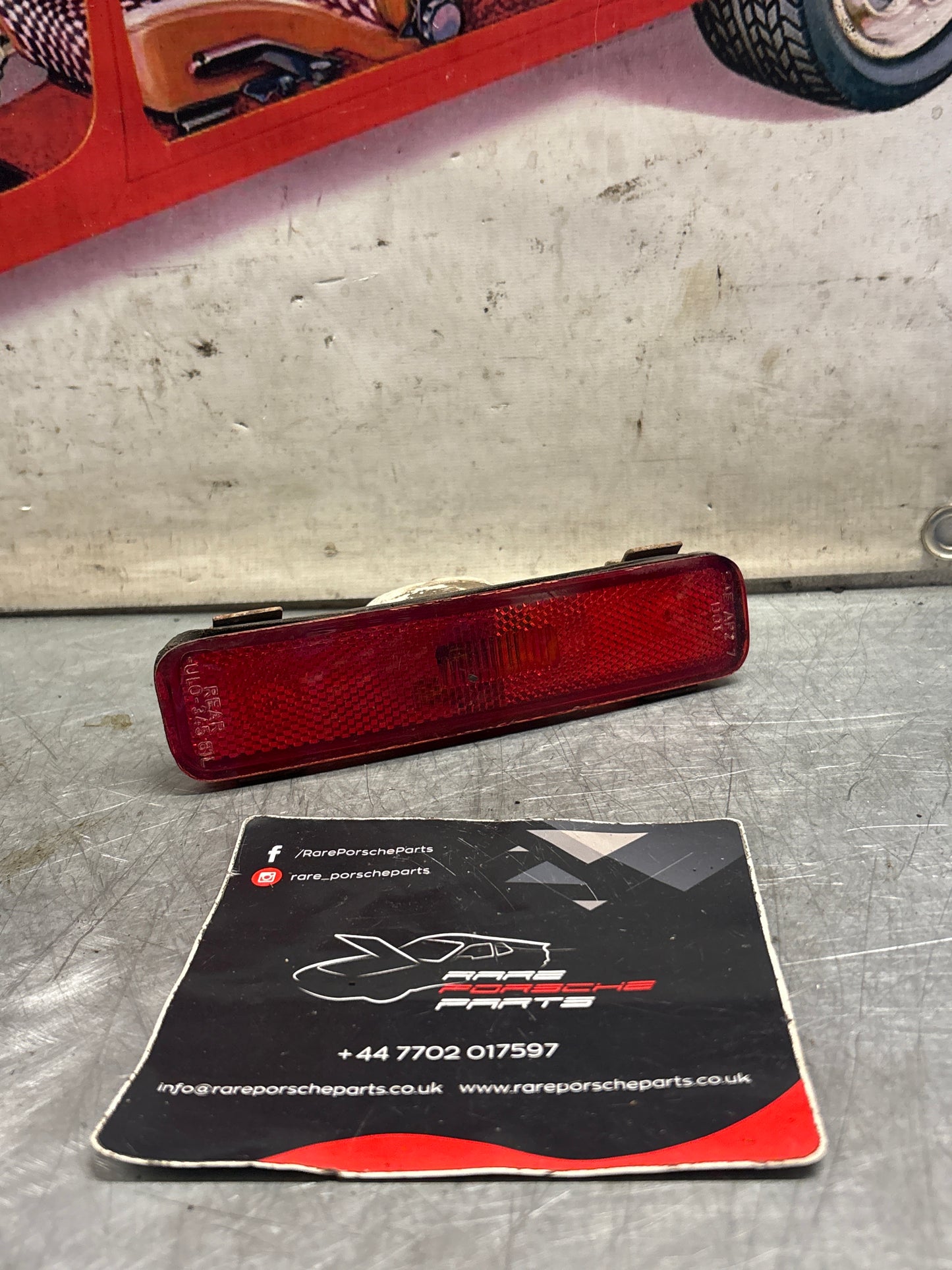 Porsche 928 rear left sidemarker, used 92863142501