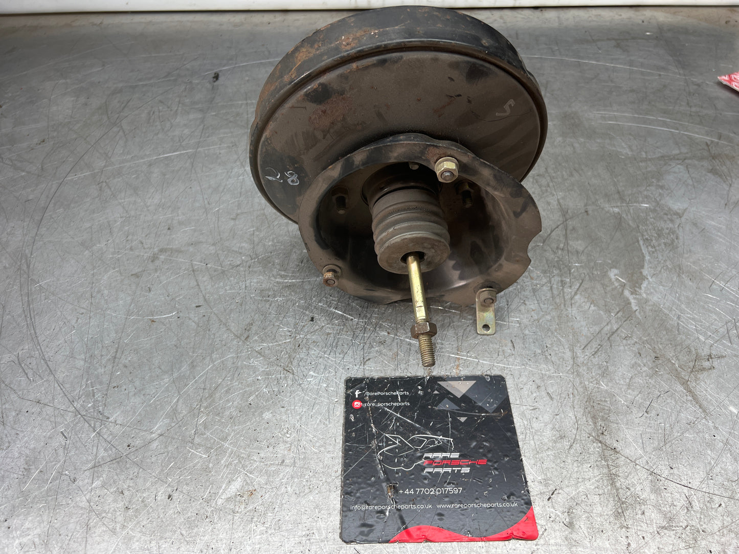 Porsche 944 brake booster, used 95135502711