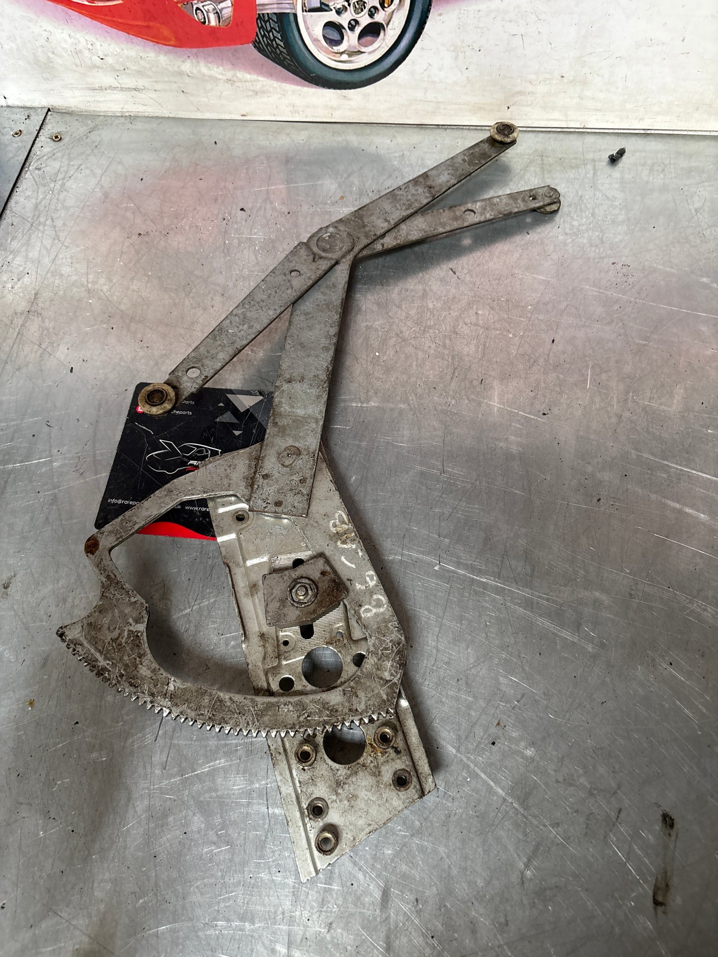 Porsche 911 964 Right side window regulator mechanism, used 91154200443