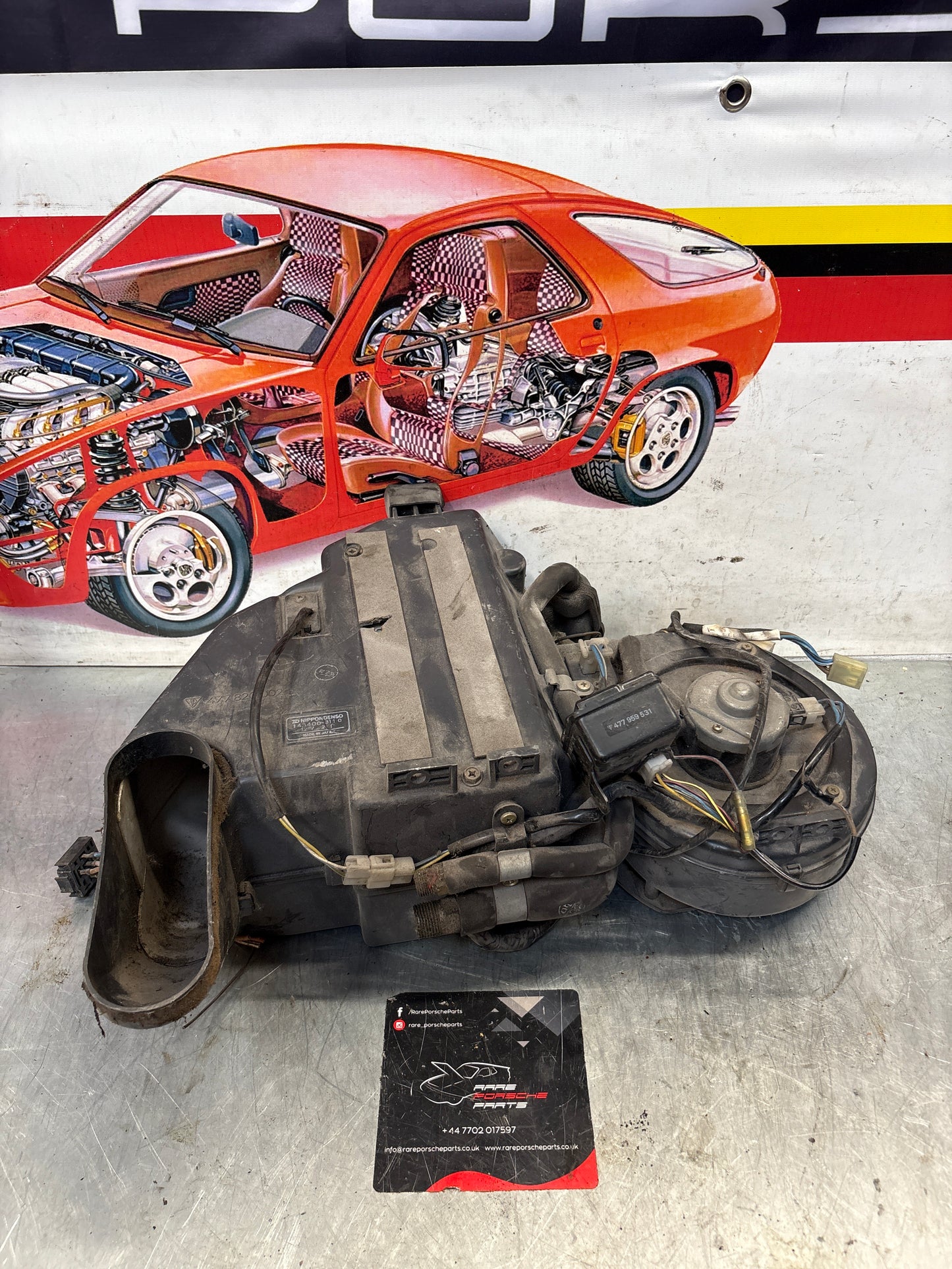 Porsche 924 Air conditioner unit, used 477820002