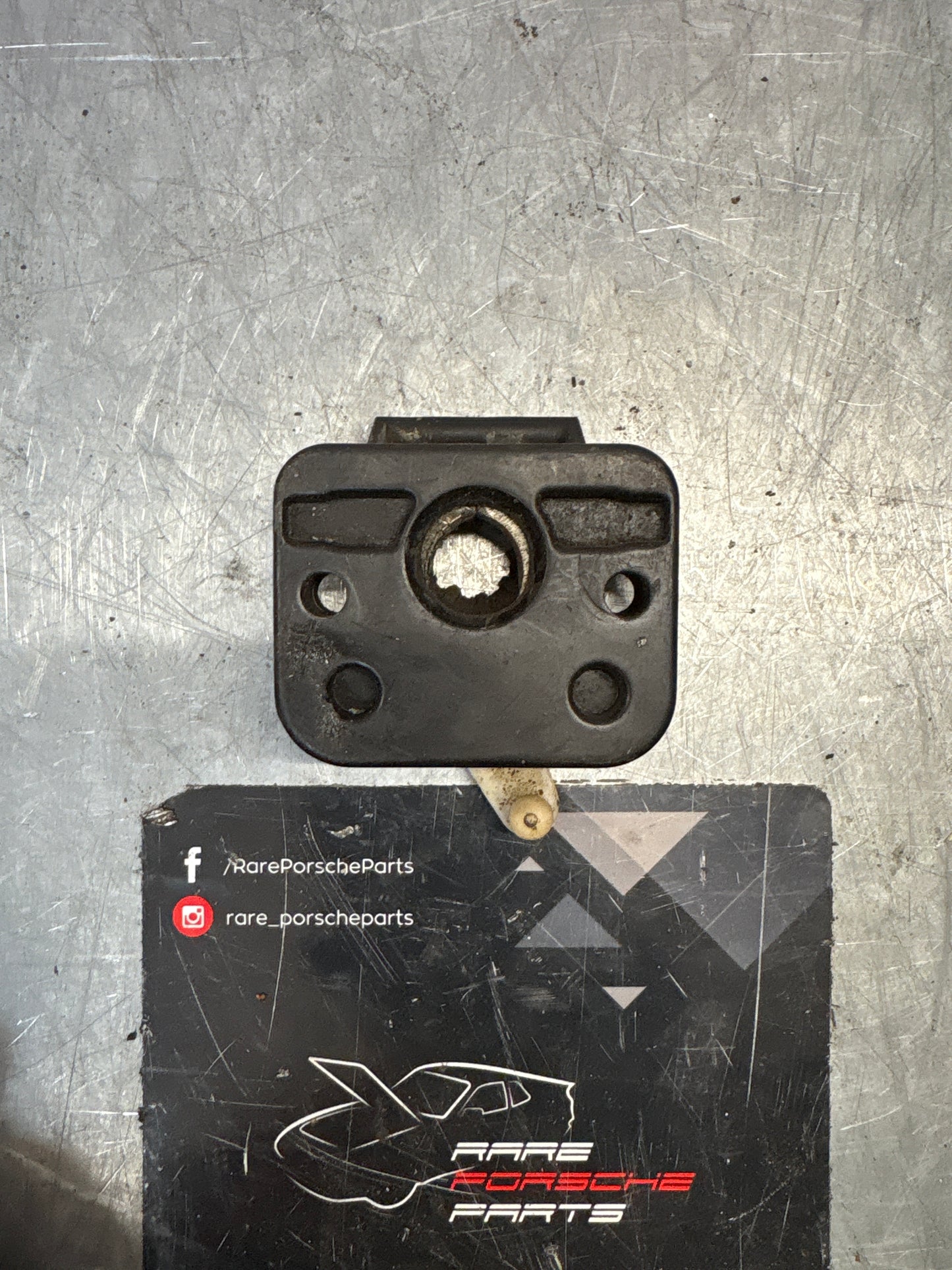 Porsche late 924 944 Boot From 85.5 Tailgate hatch lock from right 94453805601 used