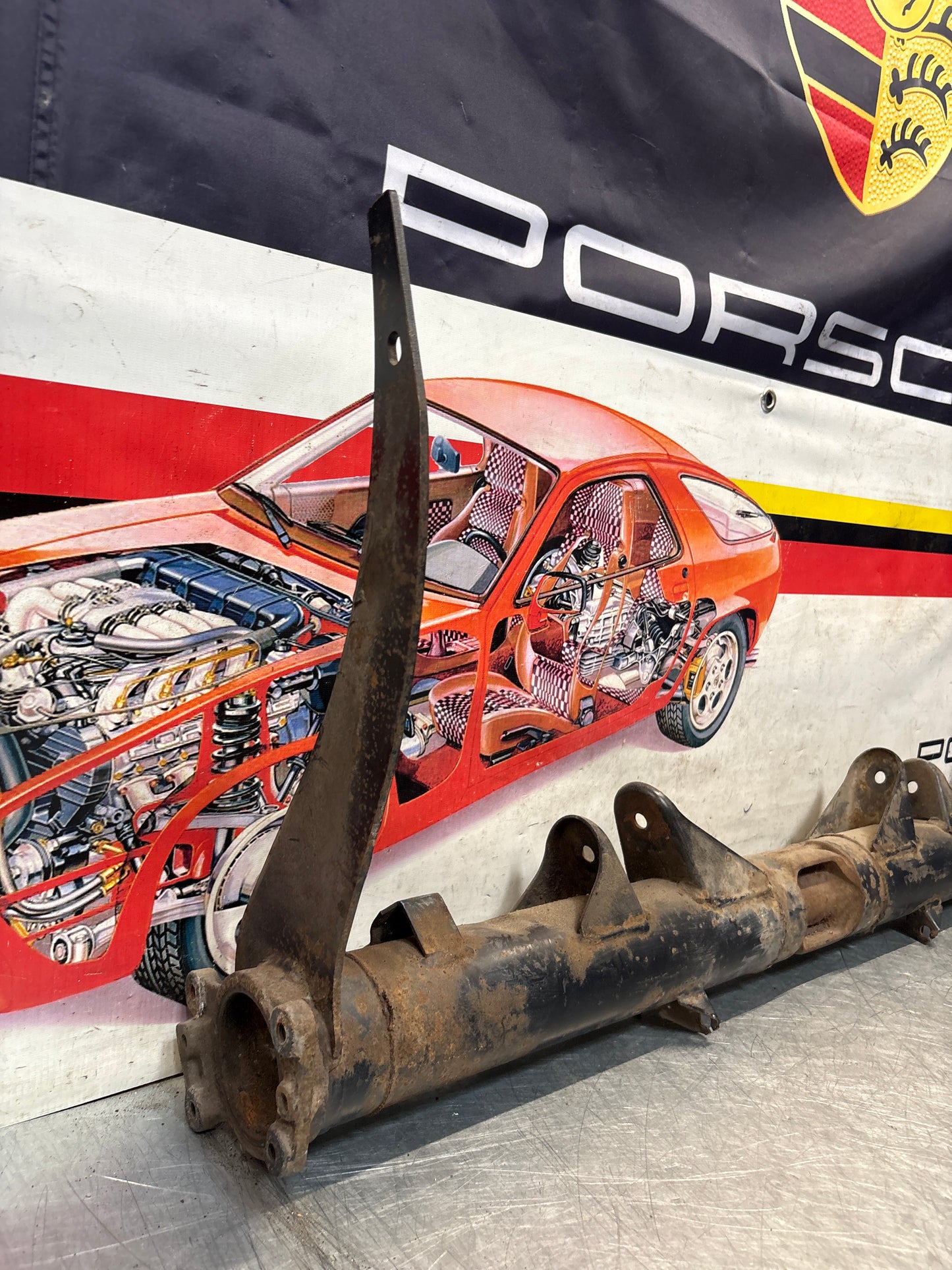 Porsche 924S/Turbo / 944 Rear axle carrier, used 94433104502