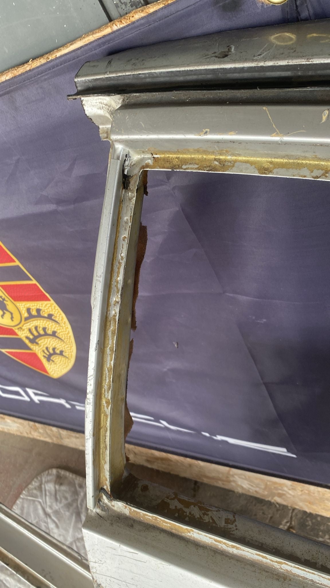 Porsche 924 left sill / fender section, 477809601B cut