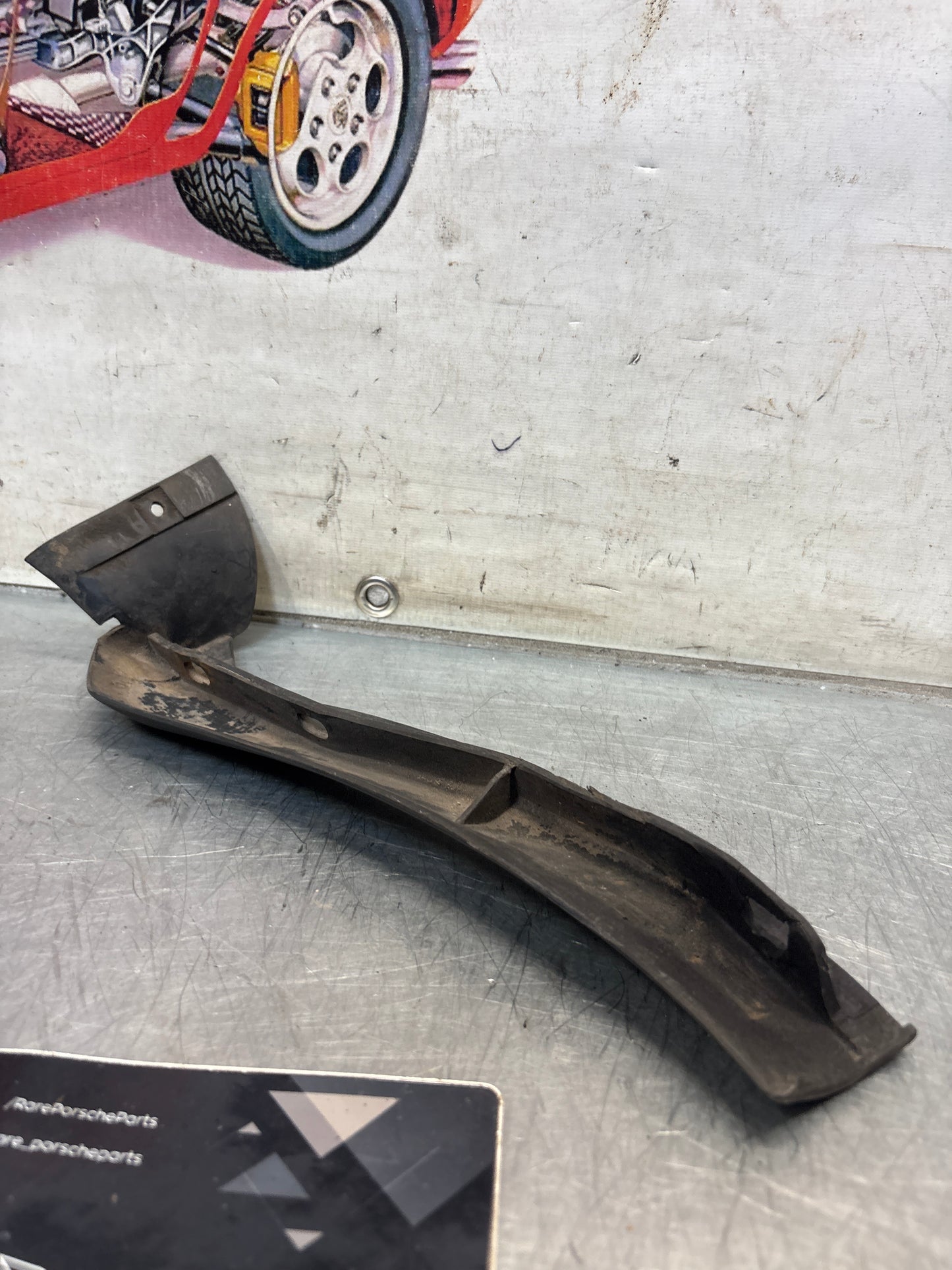 Porsche 944 Turbo/S2 front left sill cover 95155919300