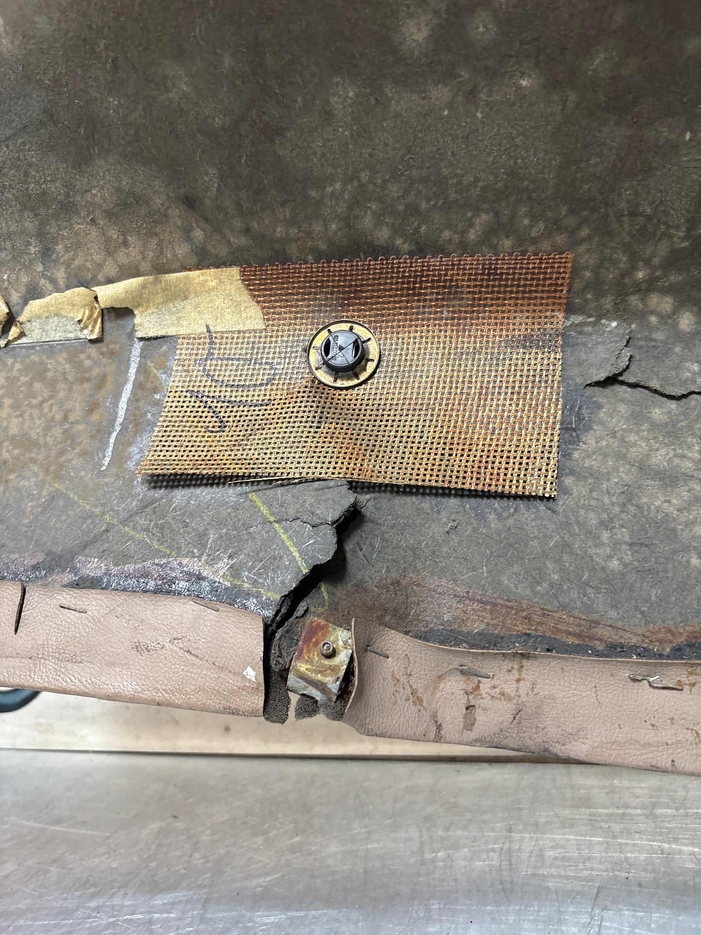 Porsche 928 left side lower side trim panel, grey used 92855502157