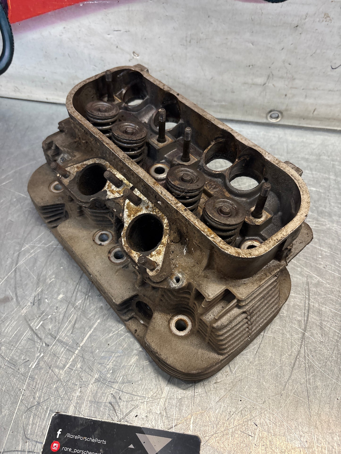 Porsche 914, cylinder head, used 022101372