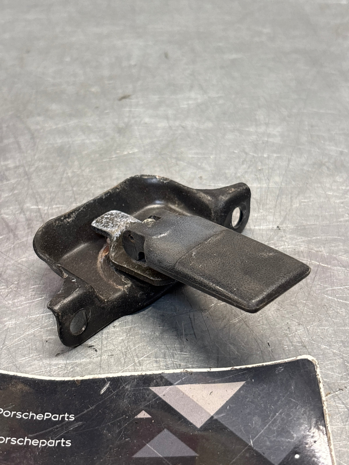 Porsche 924 / 944 rear manual sunroof / targa roof hinge, used 477871649