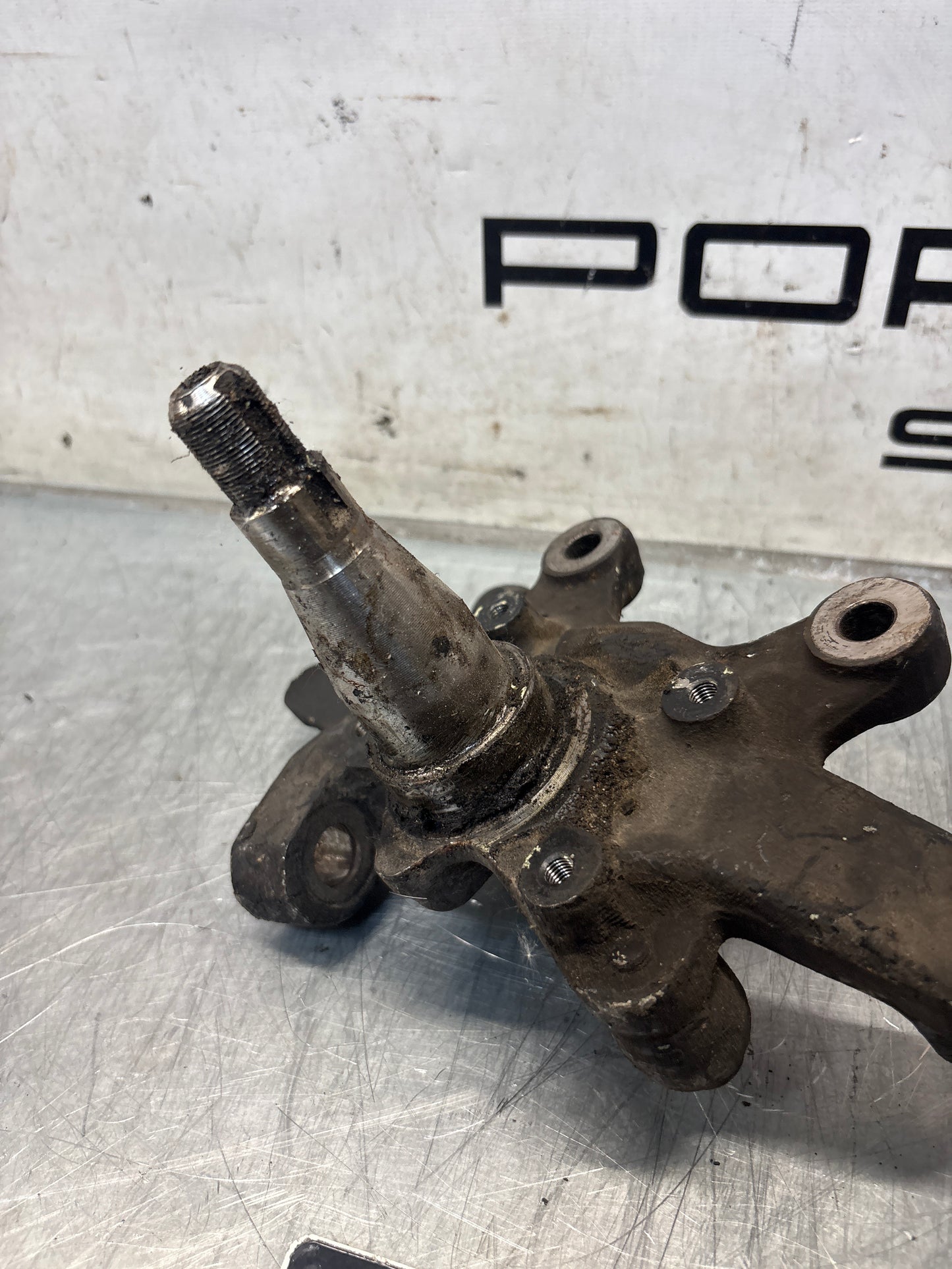 Porsche 928 right steering spindle knuckle, used 92834105817