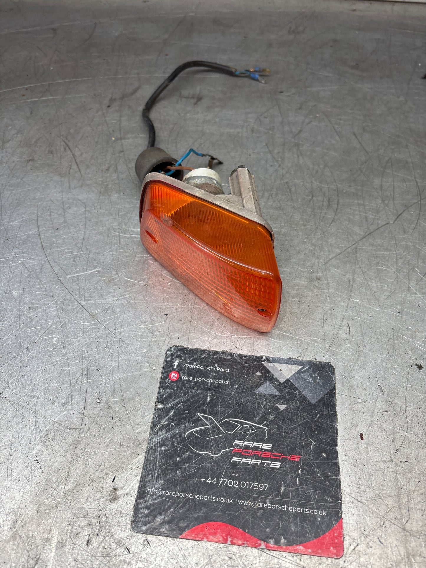 Porsche 928 S4 GT GTS right indicator unit, 92863142222 used, study photos