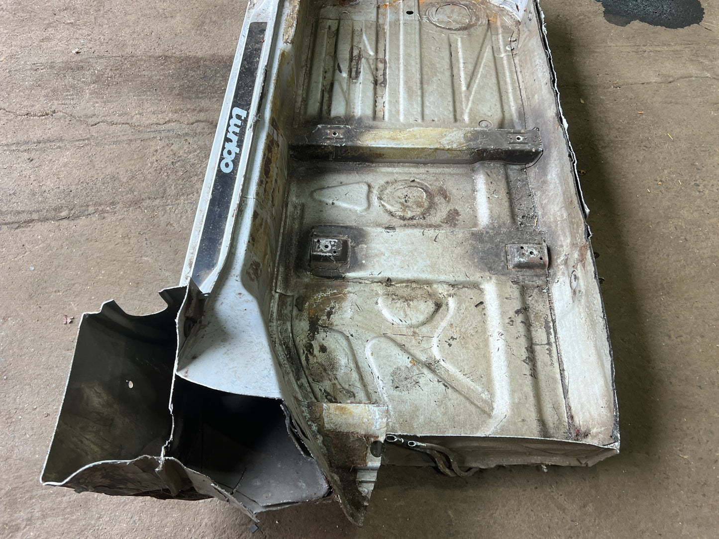 Porsche 924 Turbo RHD left floor pan section with sill 94450150100