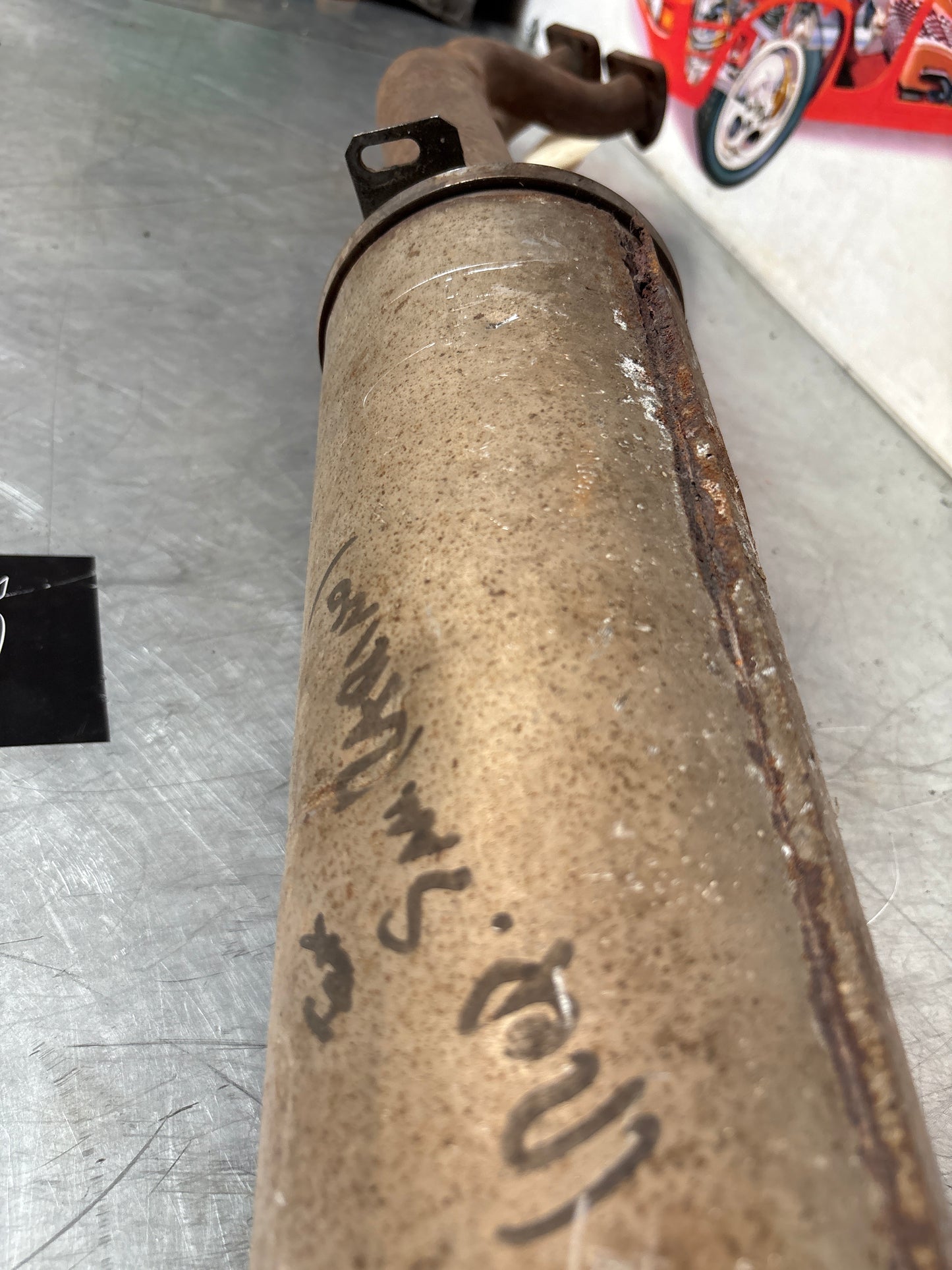 Porsche 944 exhaust middle section, used 94411108201 / 94411108300