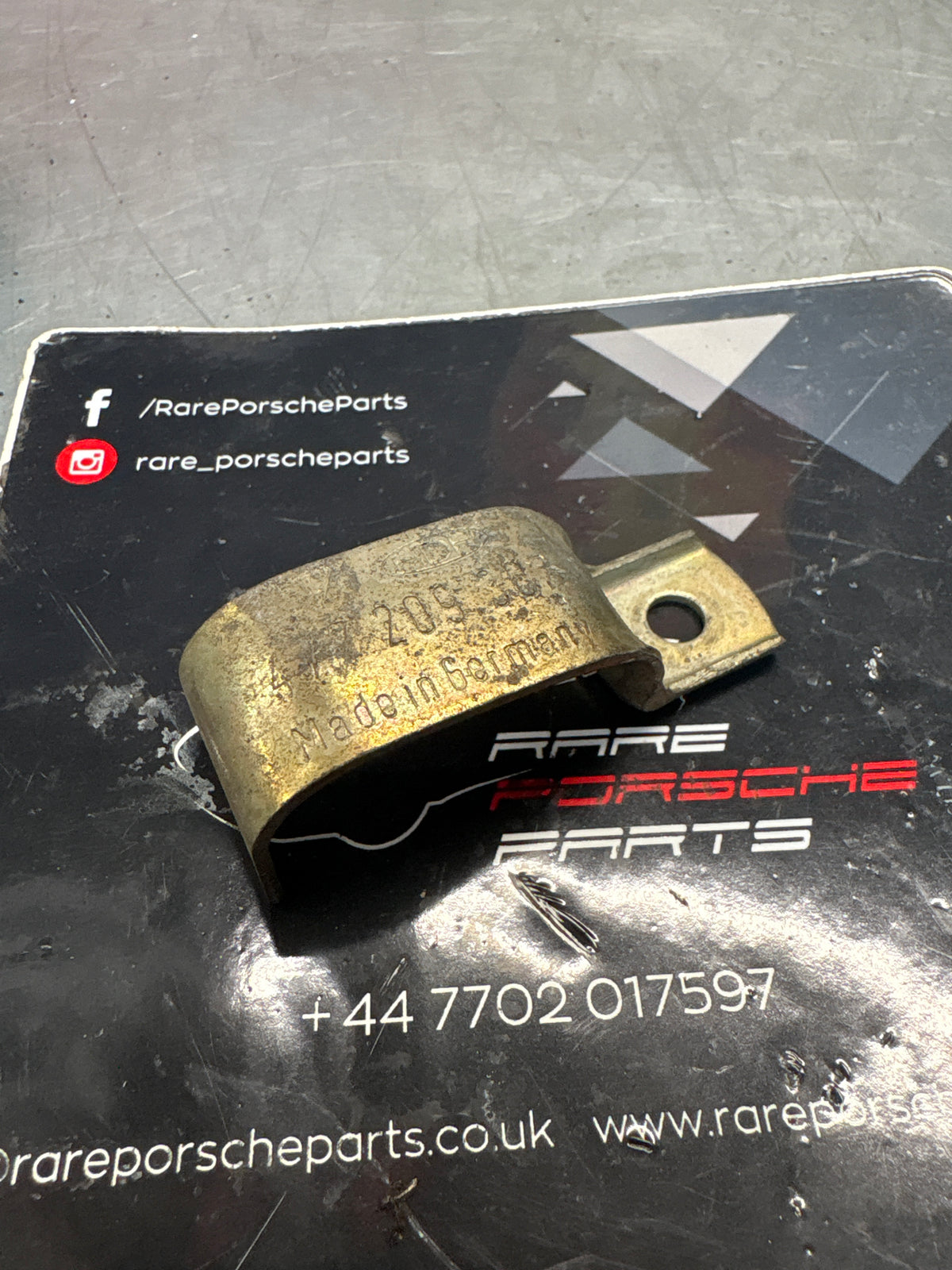 Porsche 924 fuel hose clip, used 477209307