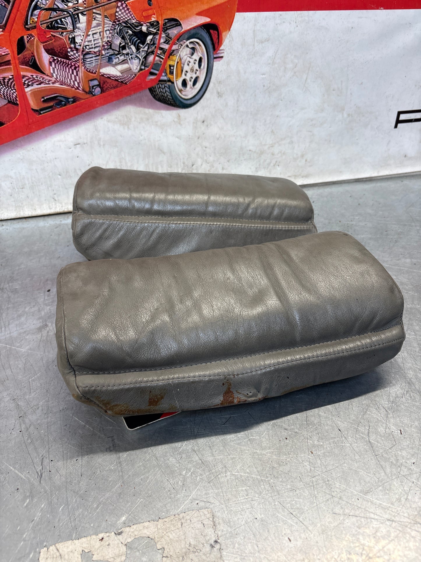 Porsche 928 rear right seat upper and middle cushion, leather, grey, used 92852204650 / 92852208851