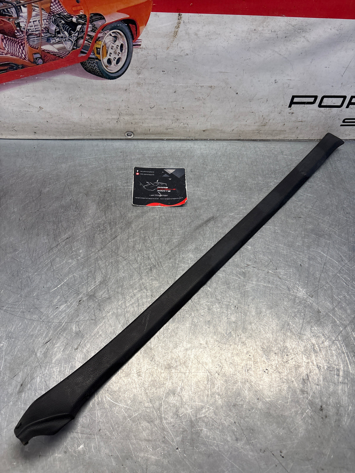 Porsche 928 tailgate trim, right, off side, black, 92855503802, used