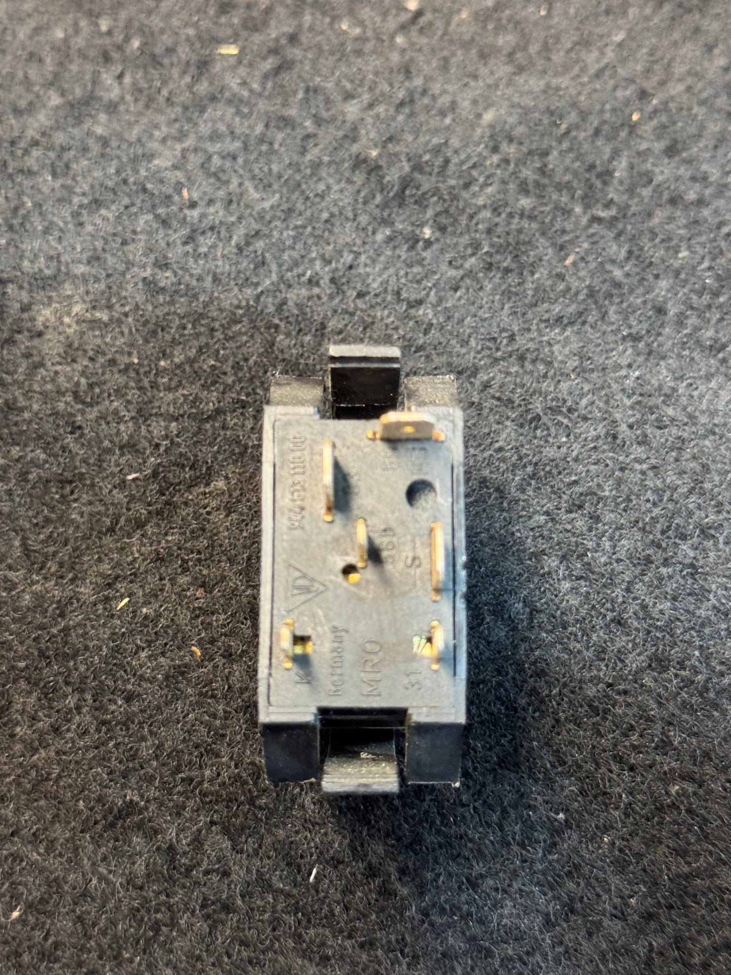 Porsche Early 924 rear fog light switch 94461311000 Used
