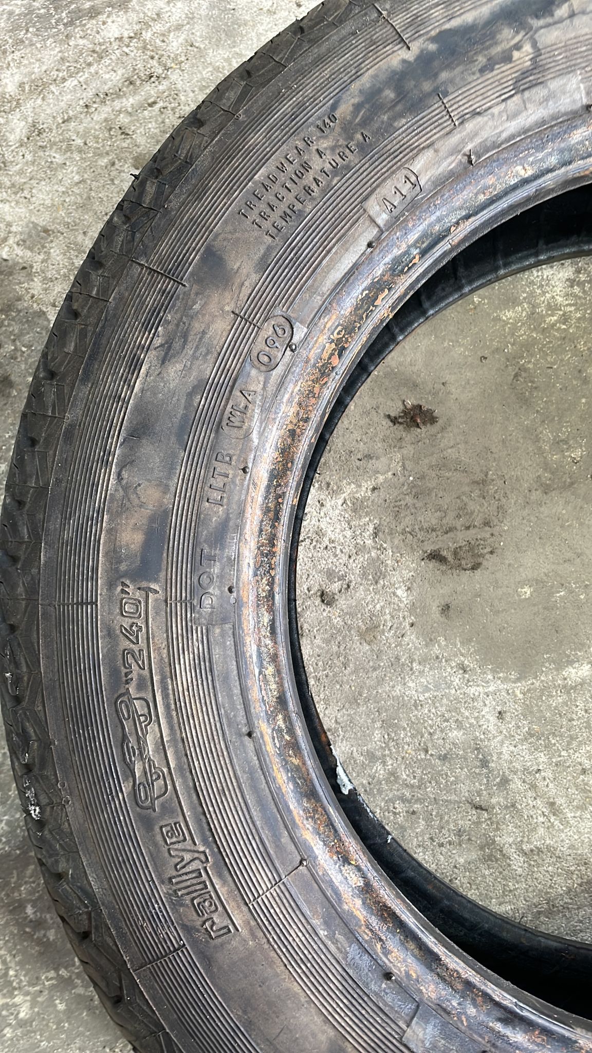 Pneumatico per ruota di scorta Uniroyal da 15" Porsche