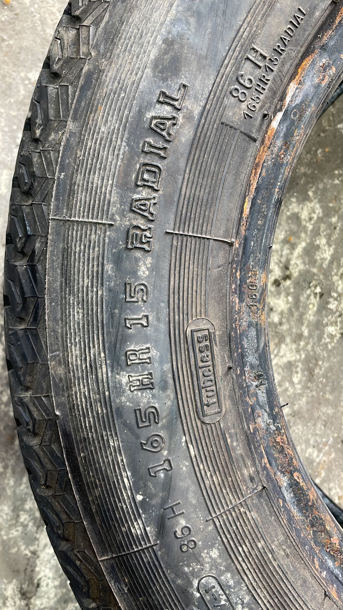 Pneumatico per ruota di scorta Uniroyal da 15" Porsche