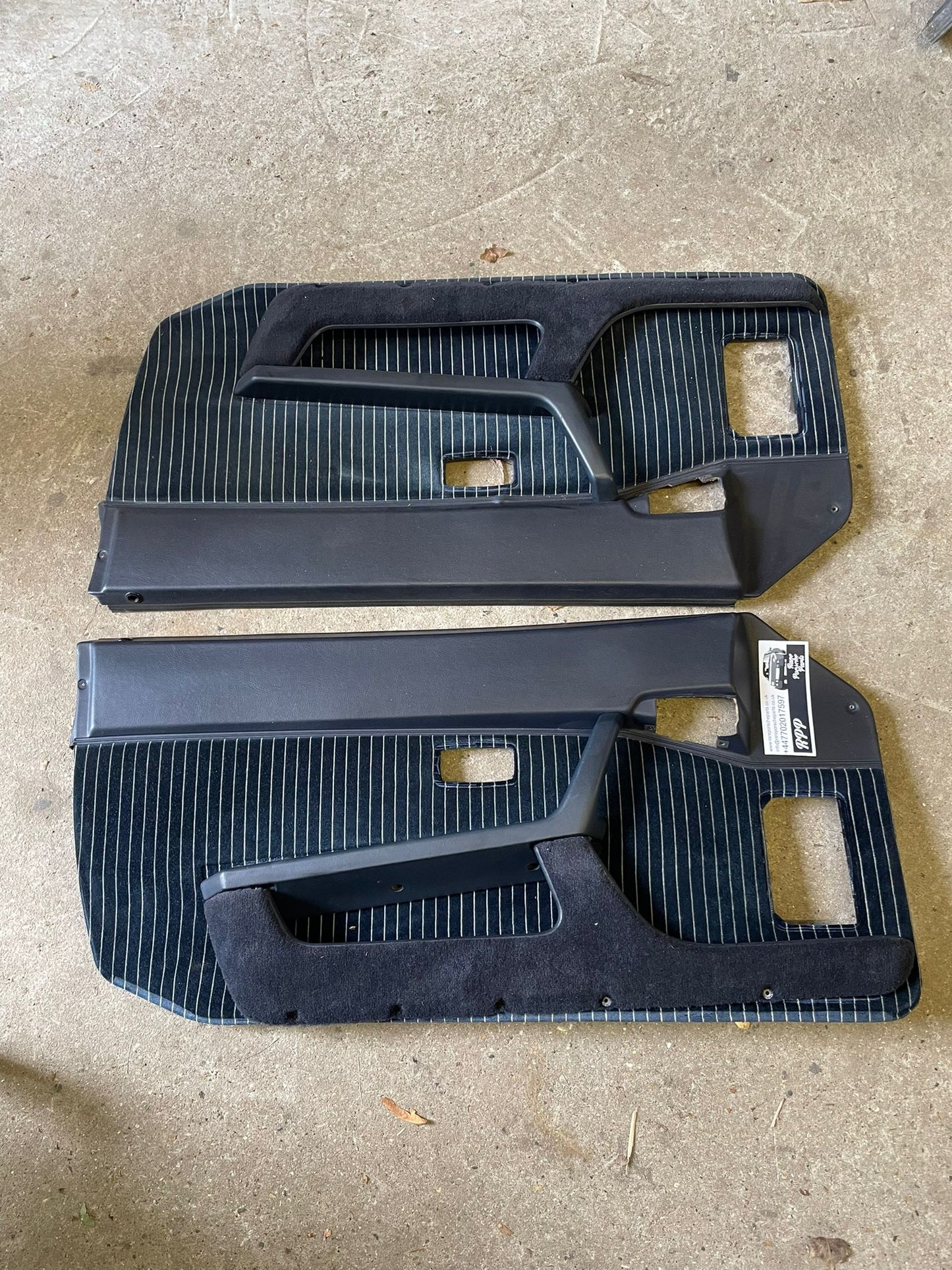 Porsche 944 coppia di cartellini porta blu per auto tardive dal 85.5. Condizioni perfette.