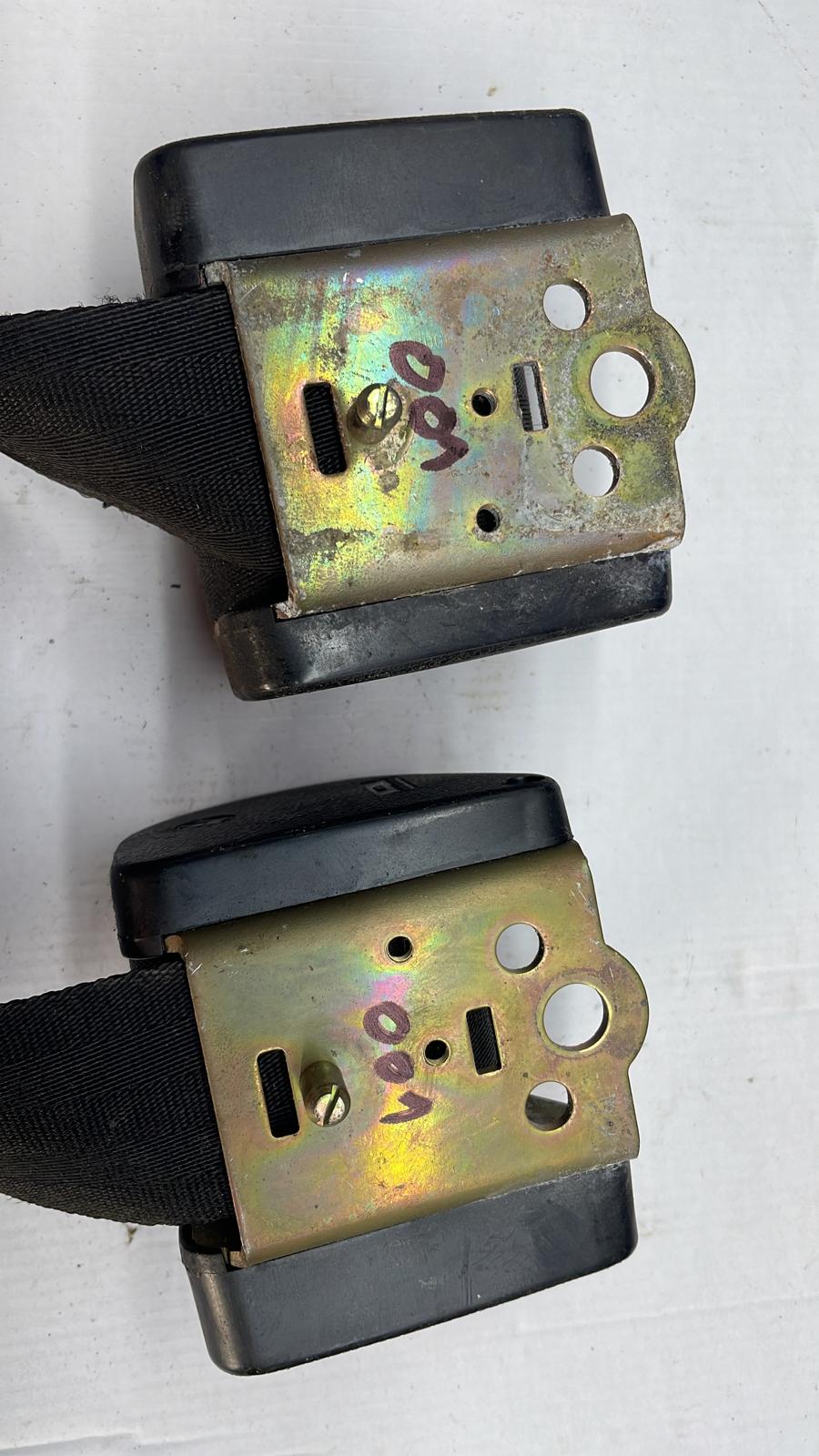 Pair of used Porsche 924 front seat belt with metal hanger with rusty spots 001 477857705B 477857706B