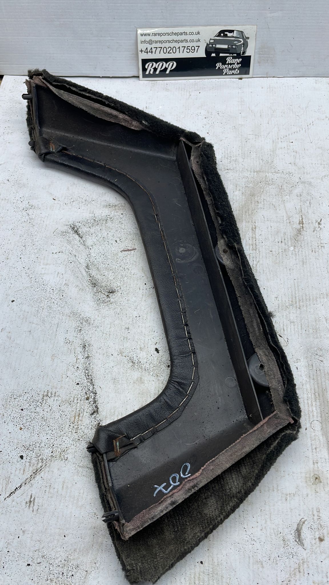 924/944 right, driver side black carpeted door pocket, used  007 477867134