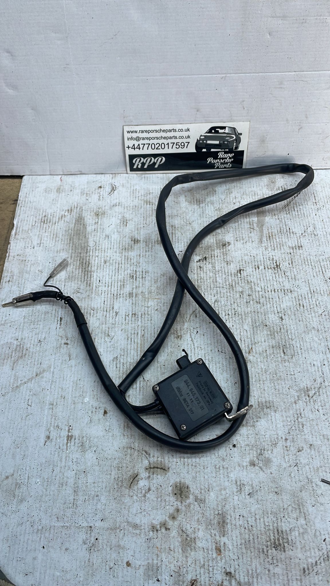 Porsche 944 Antennenverstärker 94464517301, gebraucht