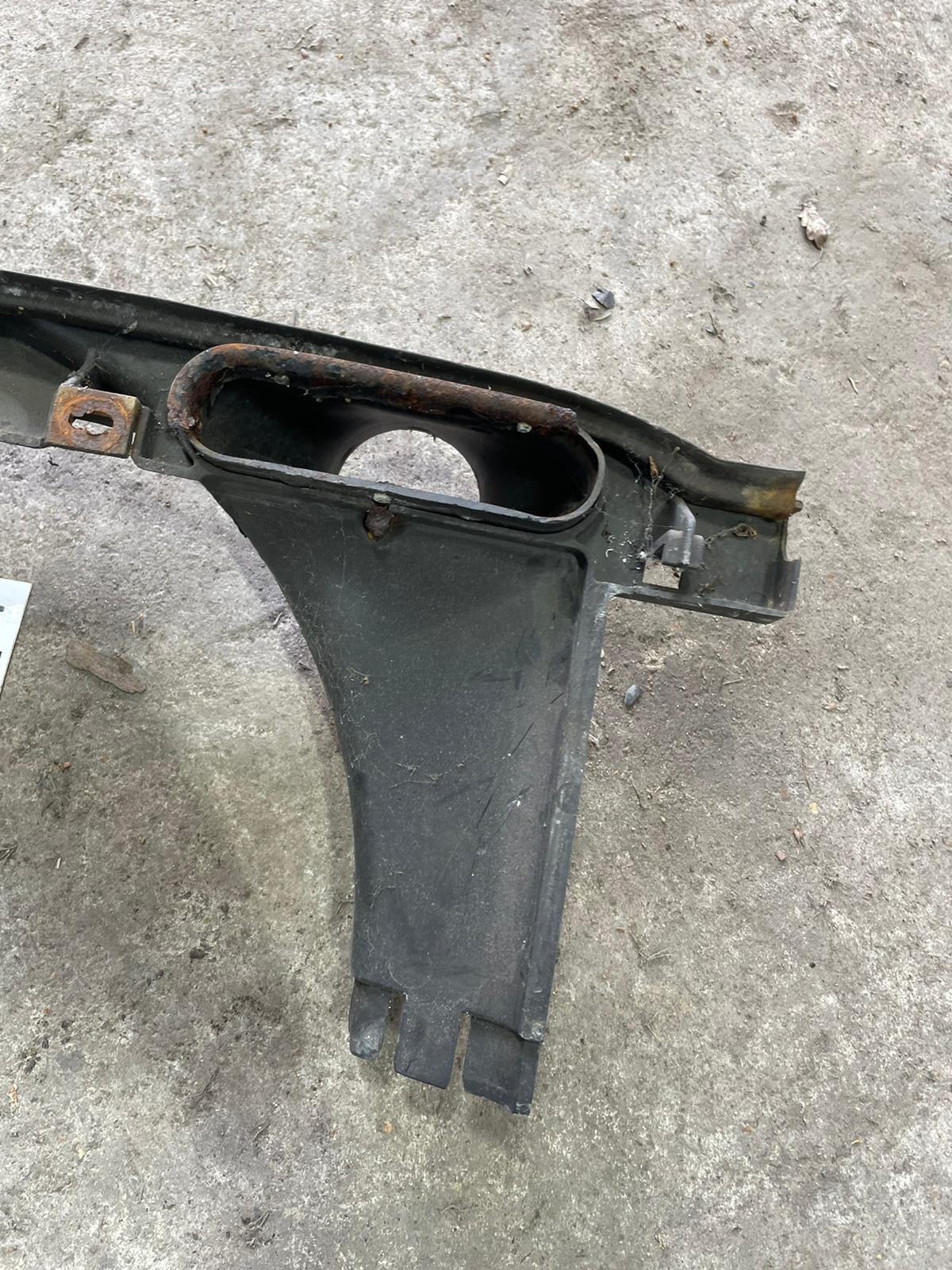 Porsche 928 S2 Upper Cooling Fan Shroud 92810626102 Top Fan Shroud