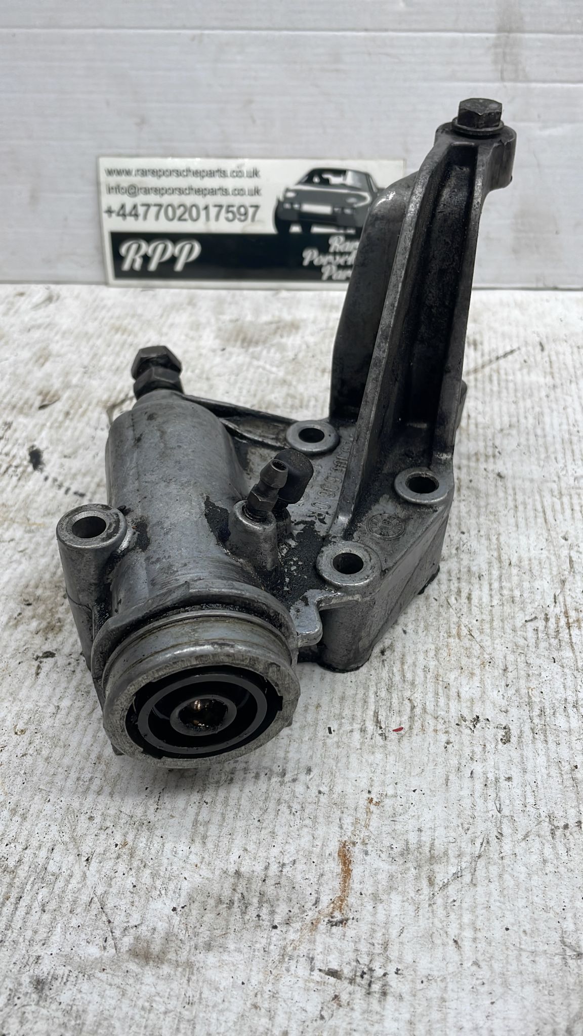 Porsche 928 Timing Belt Tensioner, used. 9281056060R Rare Porsche Parts