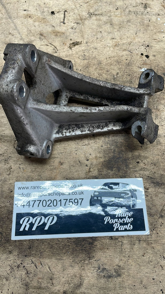 Porsche 944 S2 Turbo Right Driver Side Engine Bracket Mount 94437512402 used