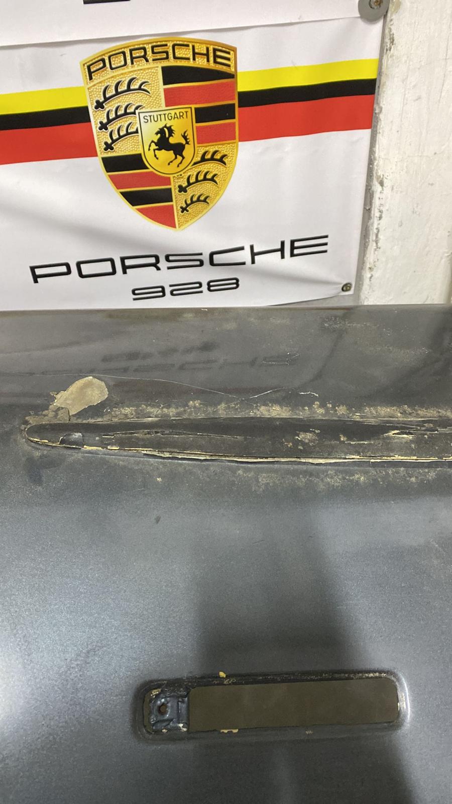 Porsche 928 front left wing, used