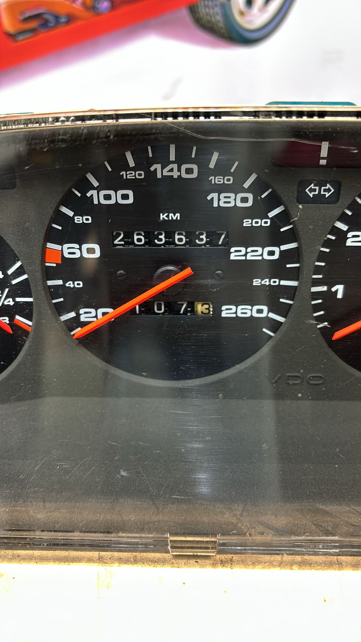 Porsche 928 speedometer instrumental cluster, 92864110336 used