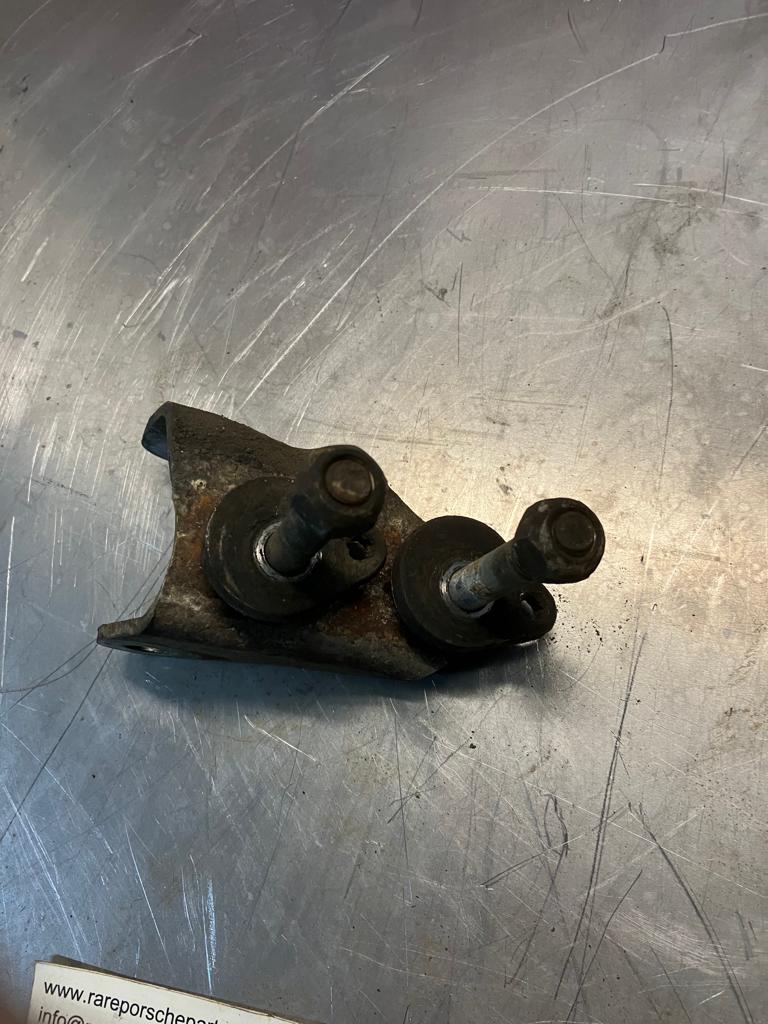 Porsche 928 ball joint clamp left, near side, 92834109105, used