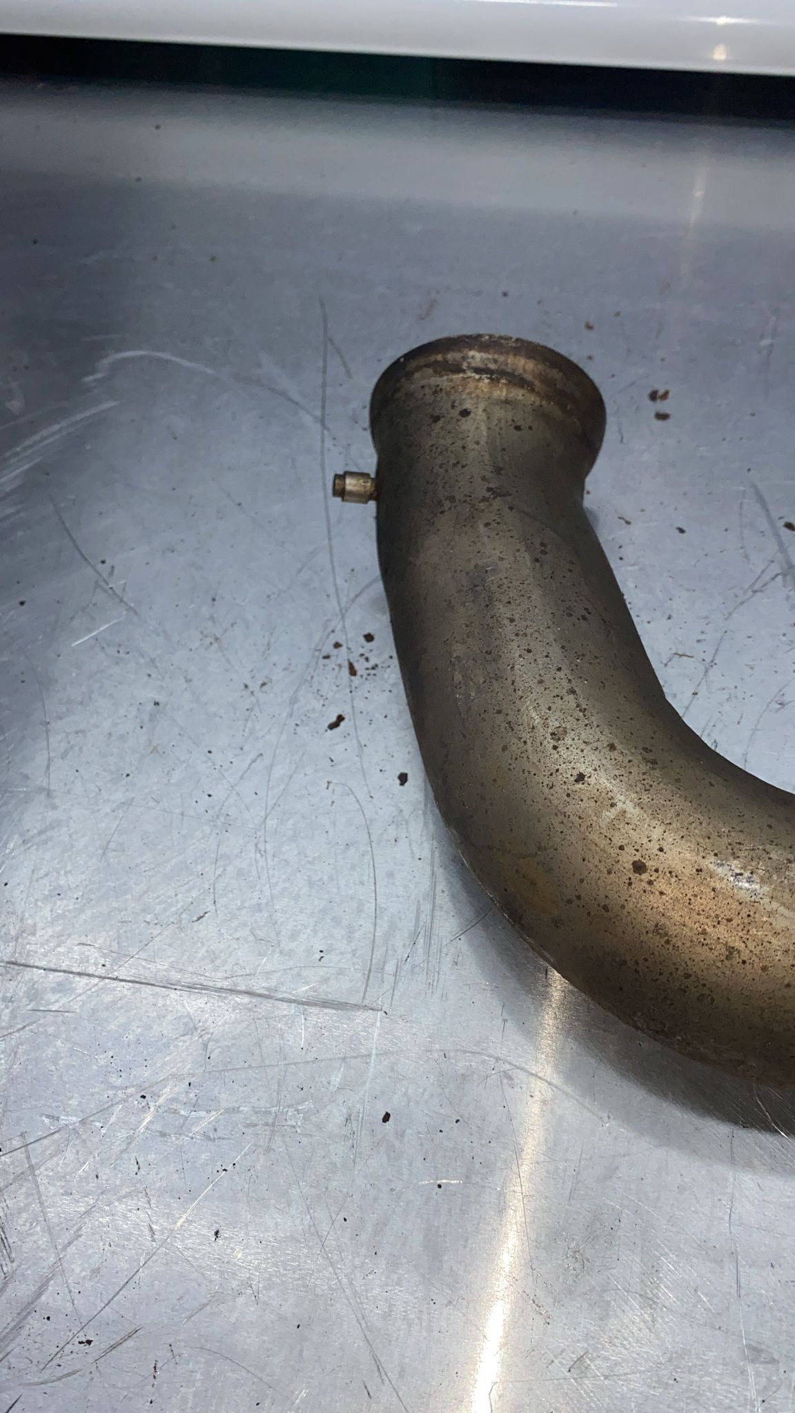 Porsche Cayenne Turbo left exhaust tip, Used 7P5253681AN