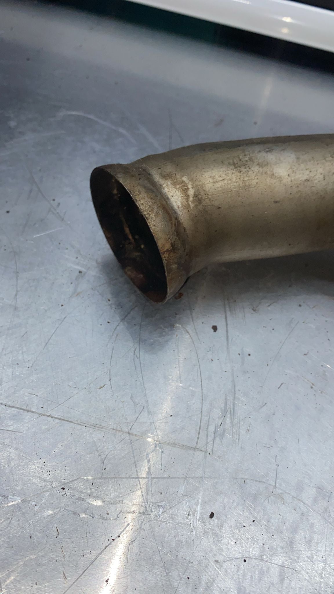 Porsche Cayenne Turbo left exhaust tip, Used 7P5253681AN