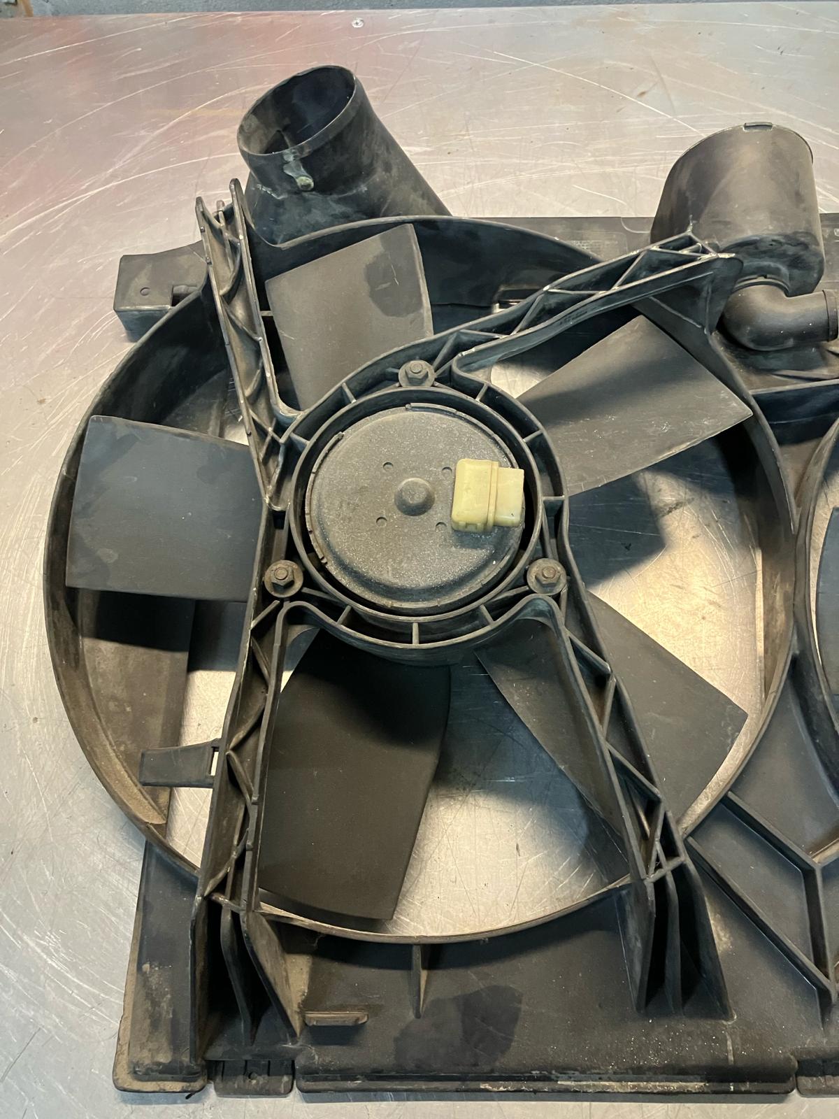 Porsche 928 radiator fan motor, used 92810625902