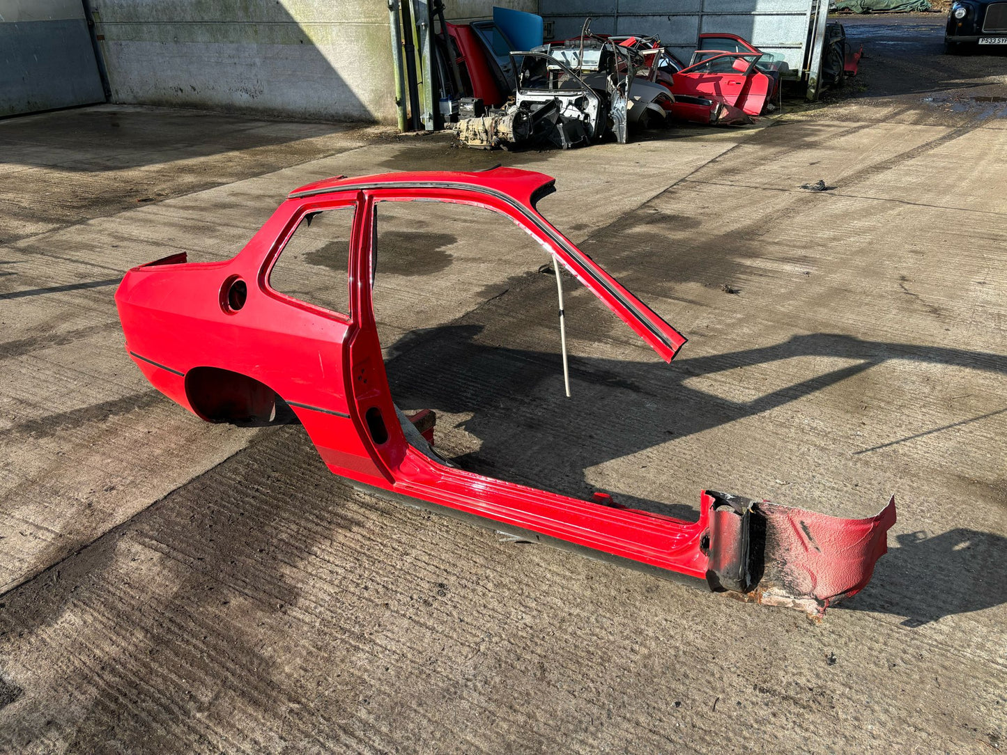 Porsche 924 1983 right side cut, rear fender with sill